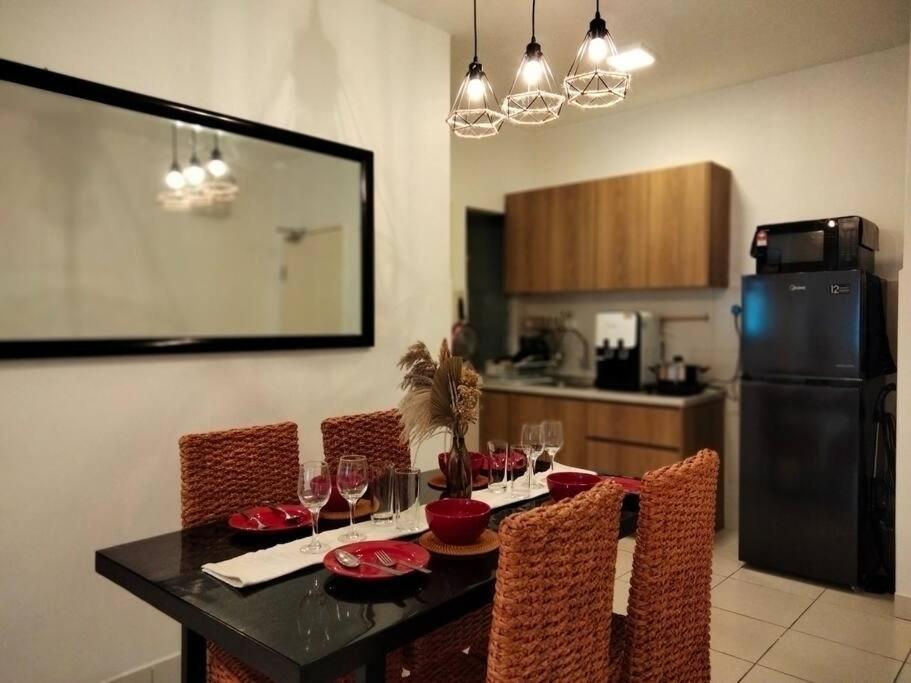 V Boho Home 3Bedroom 7-8Pax Eco Majestic Semenyih Beranang Exterior foto